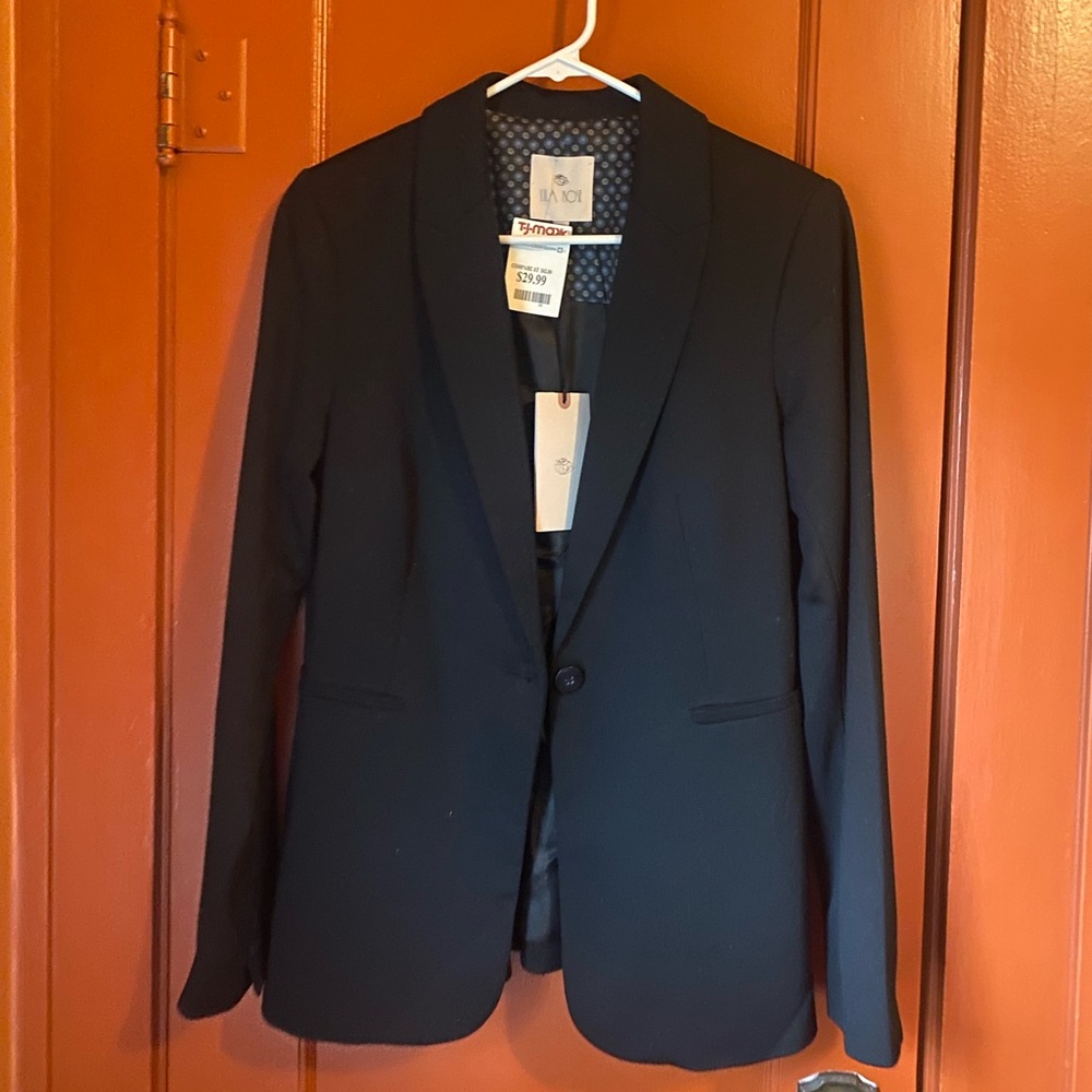 Lila Rose Suit Jacket